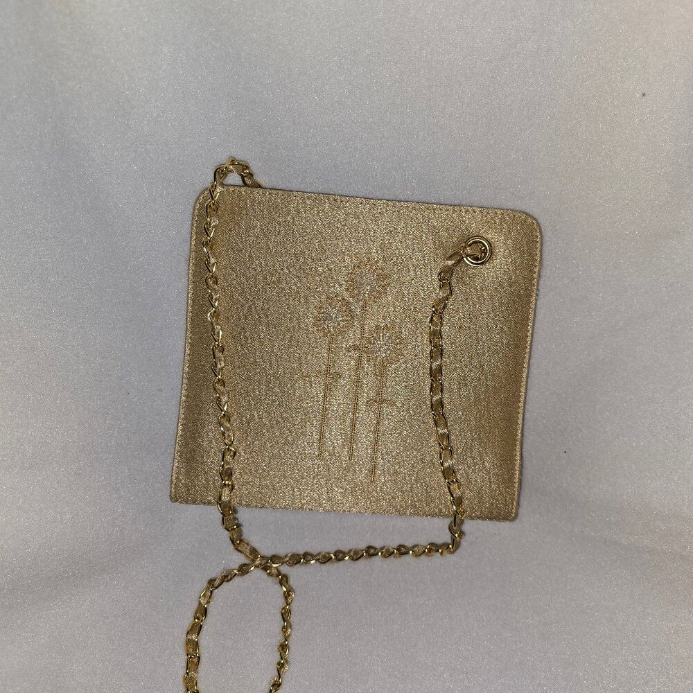 Beautiful Gold Bueno Purse with three beaded and embroidered flowers